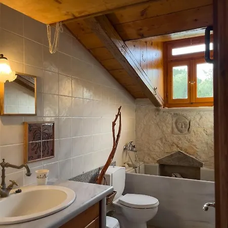 Anta House By The Sea * Lithakia