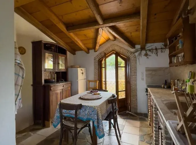 Anta House By The Sea Villa *